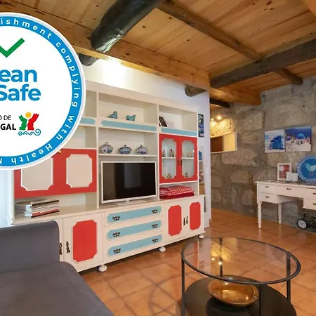 Red House- Historic Center *