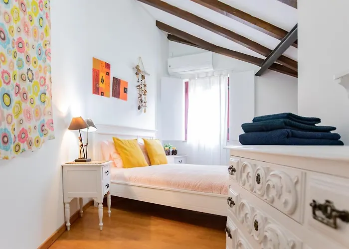 Red House- Historic Center Tatil Evi Porto