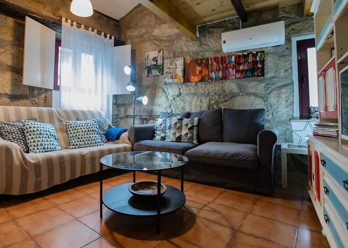 Red House- Historic Center Tatil Evi *